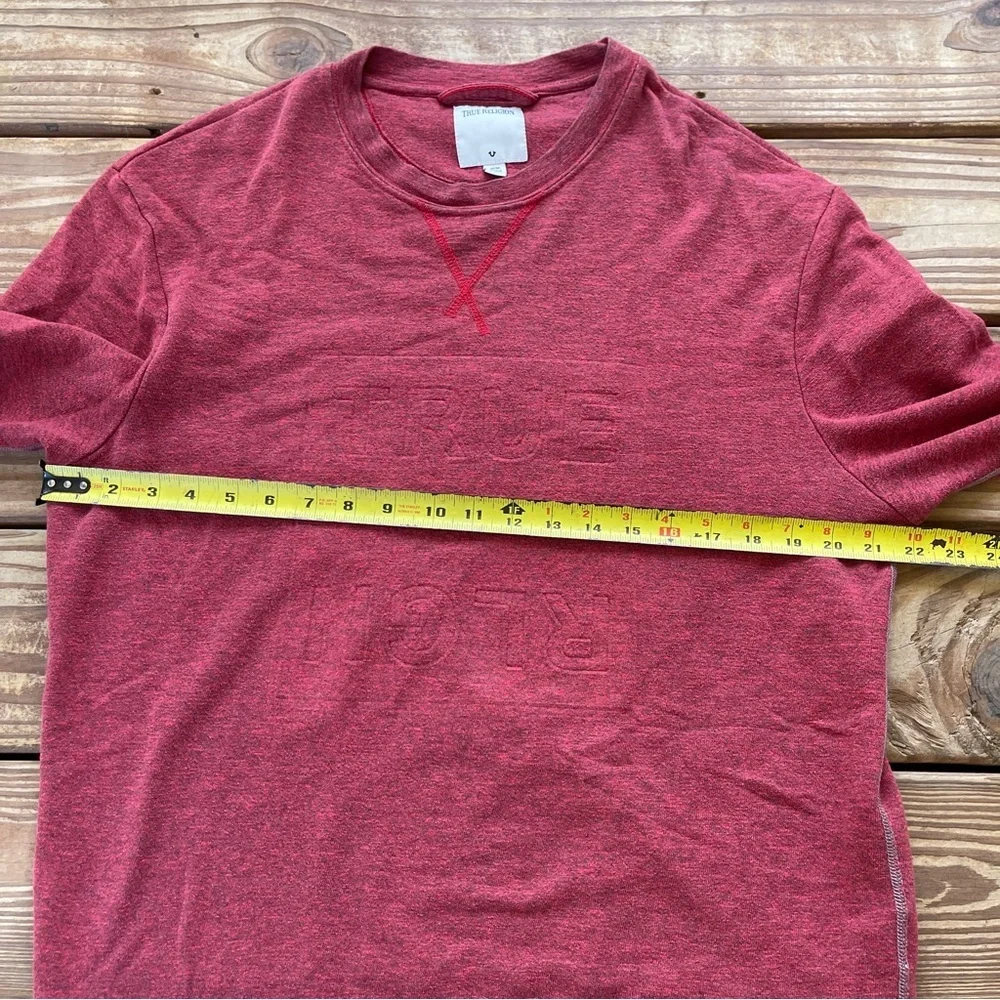 True Religion Red Embossed Logo Crewneck Sweatshirt Size Medium